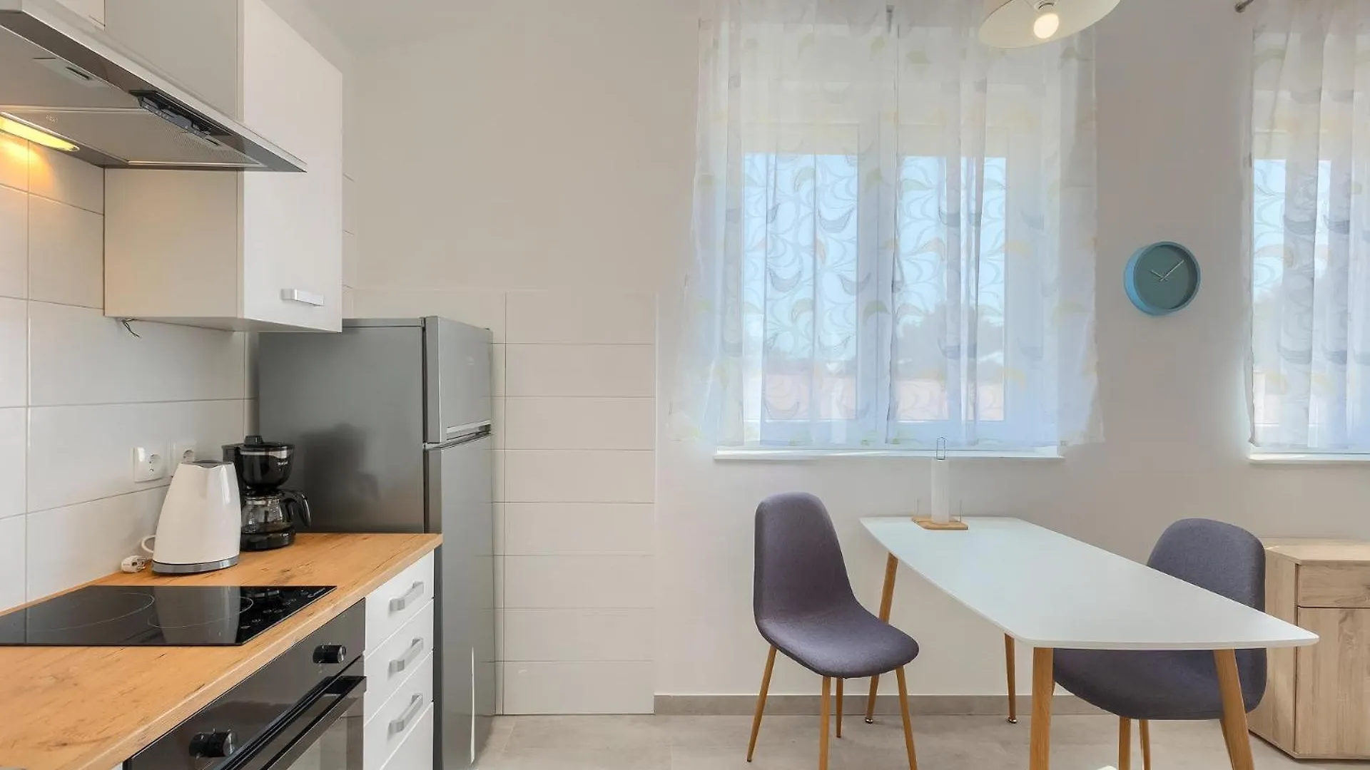 Family Friendly Apartments With A Swimming Pool Medulin - 20909