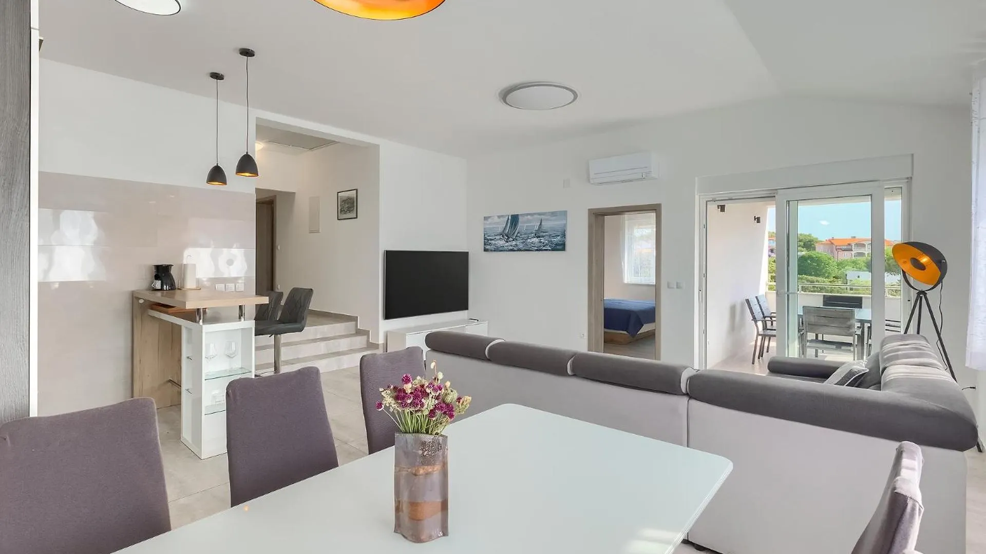 Family Friendly Apartments With A Swimming Pool Medulin - 20909